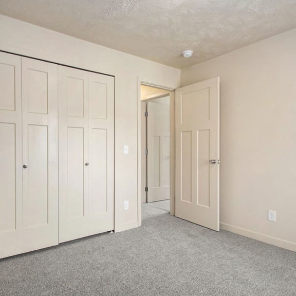 Thumbnail 13 of 13 upgraded bedroom with large closet at Old Farm Apartments, Elkhart, IN, 46517