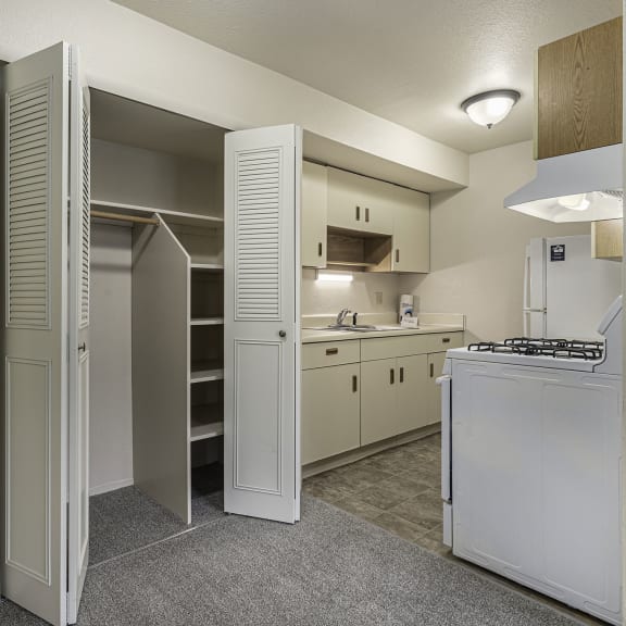 Thumbnail 7 of 13 Kitchen with Large Closet at Old Farm Apartments, Elkhart, IN, 46517