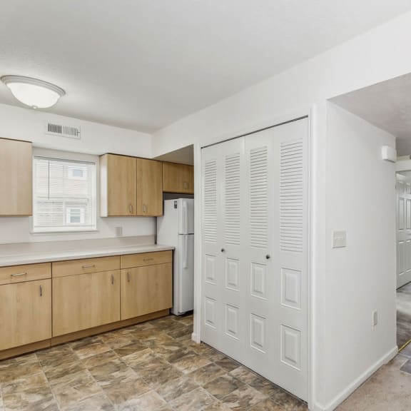 Thumbnail 4 of 8 kitchen with a window at Fieldstream Apartment Homes, Ankeny, 50023