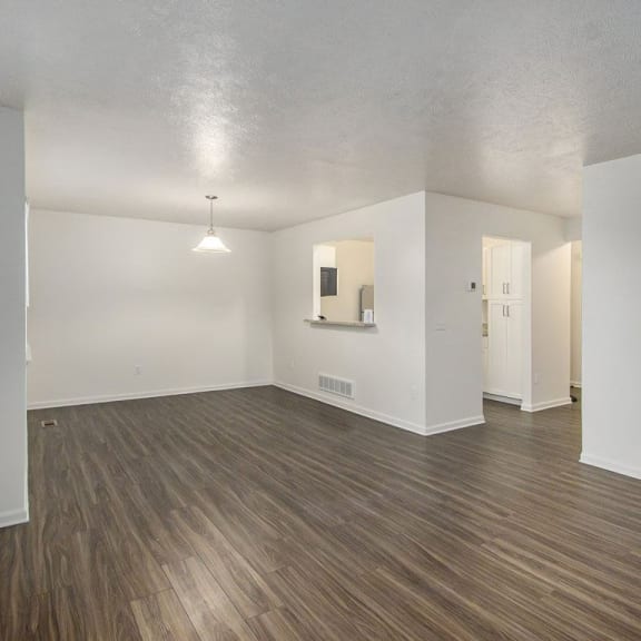 Thumbnail 6 of 28 dining room with a hard surface flooring at Gull Prairie/Gull Run Apartments and Townhomes, Kalamazoo, MI
