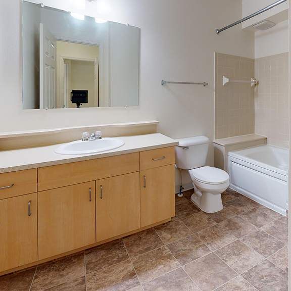 Thumbnail 12 of 15 bathroom with whirlpool tub at Foxwood and The Hermitage, Michigan