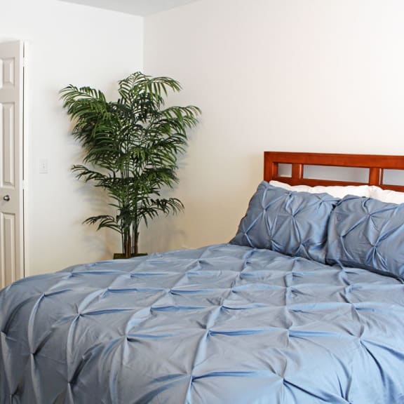 Thumbnail 9 of 15 2B-2story-Bed1aplan at Lynbrook Apartments and Townhomes, Nebraska, 68022