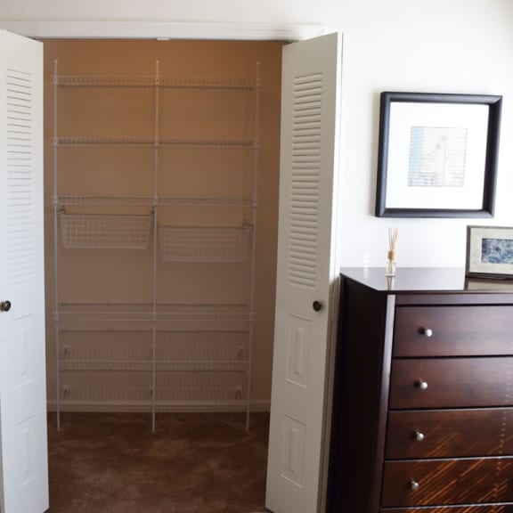 Thumbnail 10 of 10 1B-Bed2plan at Tall Oaks Apartment Homes, Kalamazoo, MI