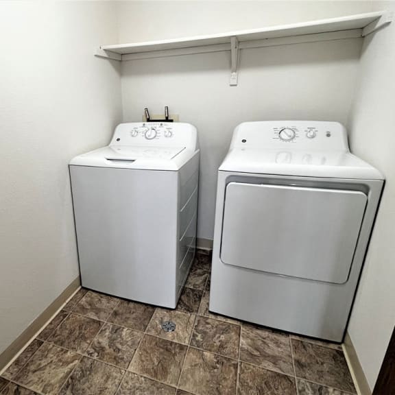 Thumbnail 5 of 6 3BB-Laundry1plan at Tanglewood Apartments, Wisconsin