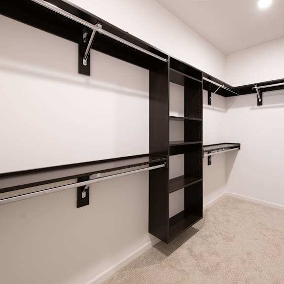 Thumbnail 6 of 8 Huge walk in closet at The Apex at CityPlace, Kansas