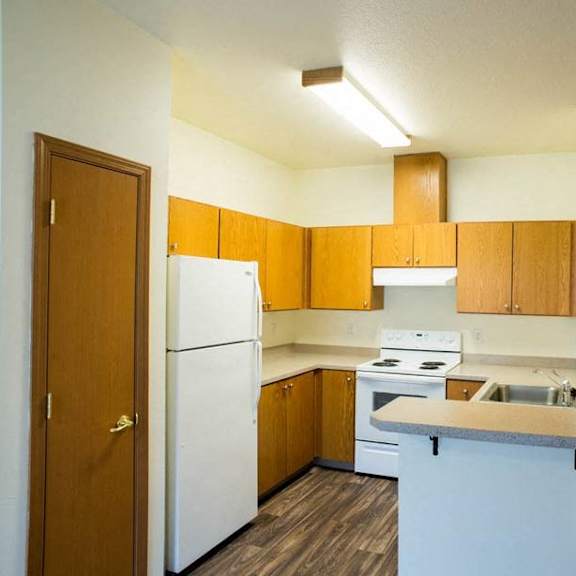 kitchen unit at redwood acres, washington, 98661