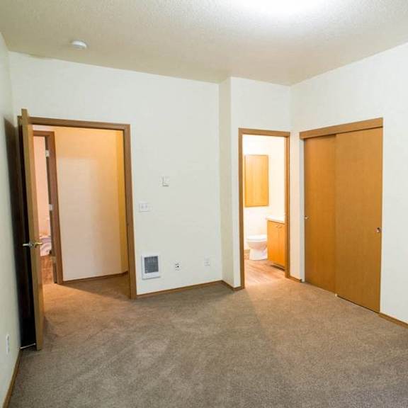 unfurnished bedroom at redwood acres, washington