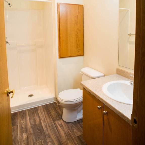 bathroom with bathtub at redwood acres, washington, 98661