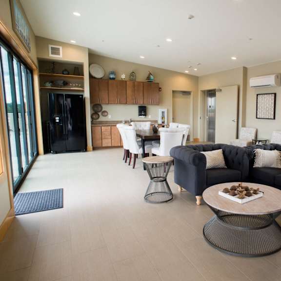 social lounge at quinten tower, portland