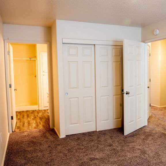 bedroom to bath at wingsong manor apartments, oregon, 97215
