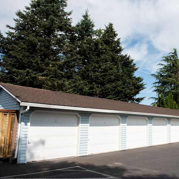 garages available at wingsong manor apartments, oregon, 97215