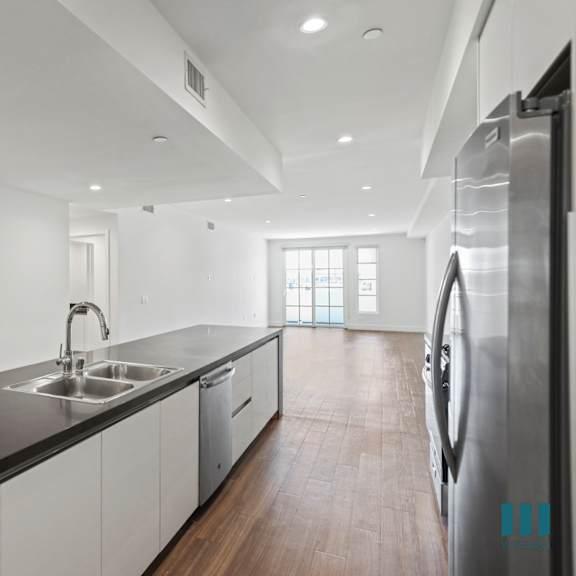 kitchen with large-size countertop bar