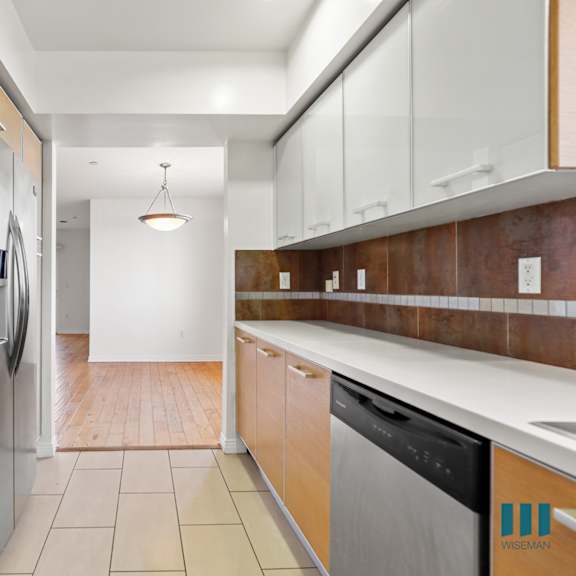 full-size kitchen with energy-efficient appliances