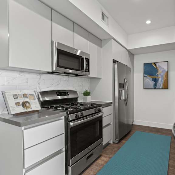 full-size kitchen with energy-efficient appliances
