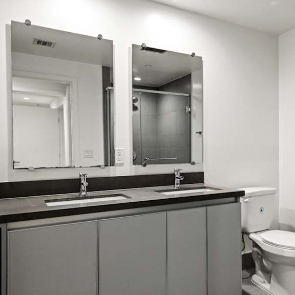 bathroom with double-sink vanity