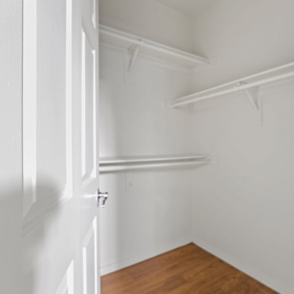 walk-in closet