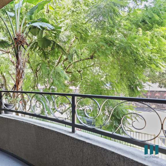 spacious patio with a street view