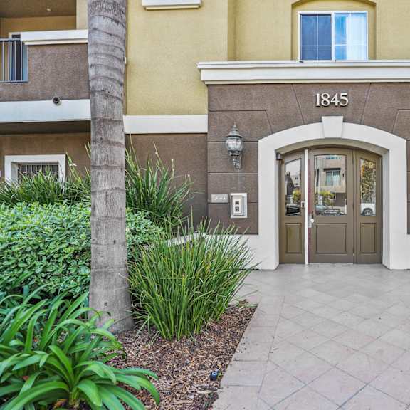 front entrance of butler eighteen