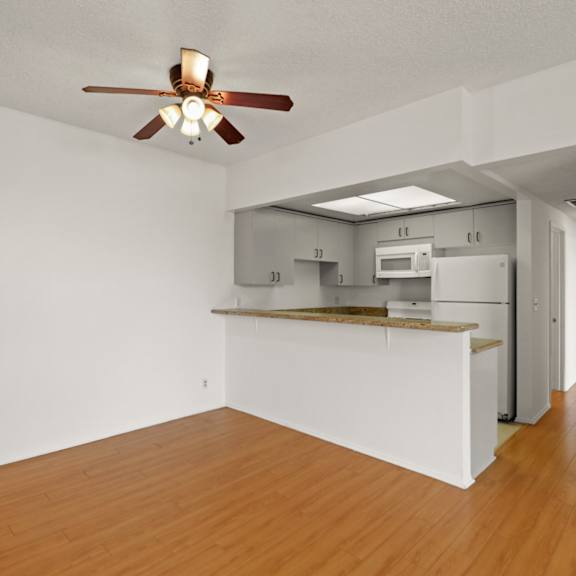 dining area and kitchen with appliances