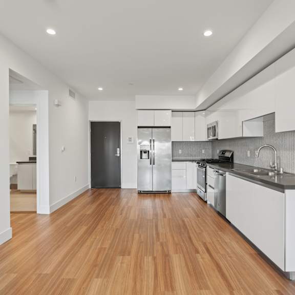 kitchen and dining area at gramercy park by wiseman, california, 90004