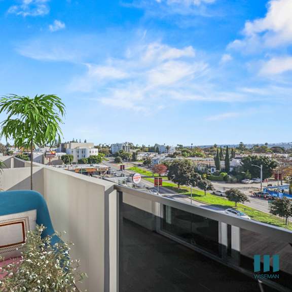 independent patio at ogden garden by wiseman, los angeles, ca, 90036