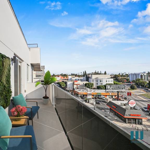 penthouse level patio at ogden garden by wiseman, los angeles, ca