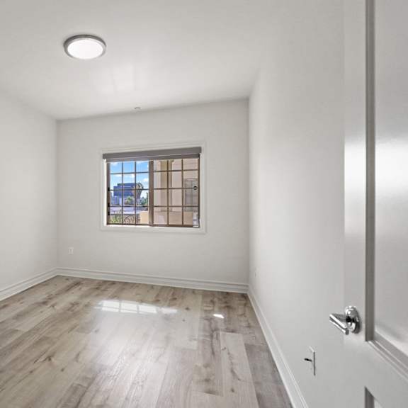 large-size bedroom