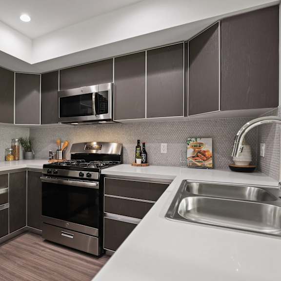fully equipped kitchens with energy -efficient appliances
