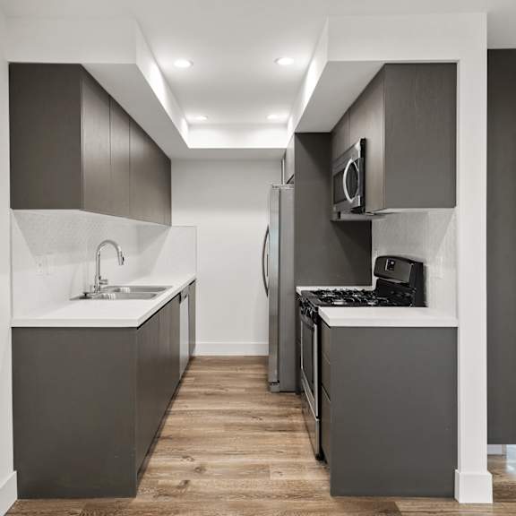full-size kitchen with energy-efficient appliances