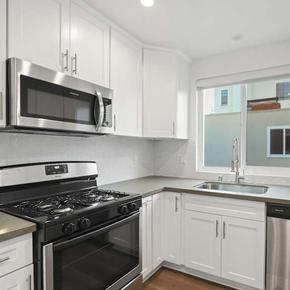 full-size kitchens with energy-efficient appliances