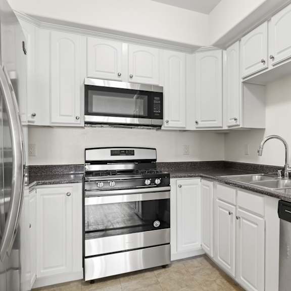 full-size kitchen with energy-efficient appliances