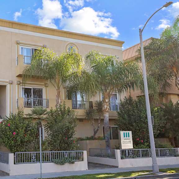 street view of colby townhomes by wiseman