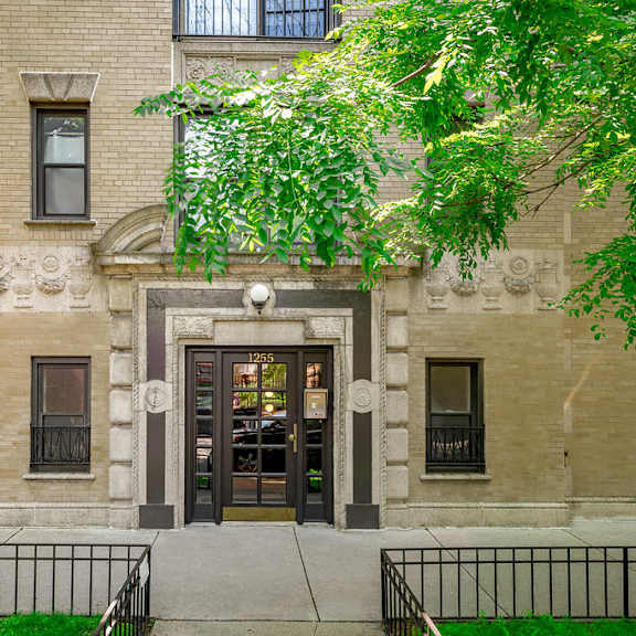 1255 bryn mawr