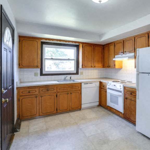 76-78 north maplemere road - kitchen