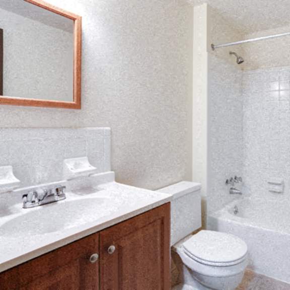 55 greenwich 1 amherst - full bath