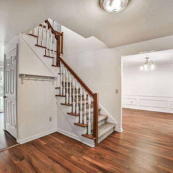 294 little robin road