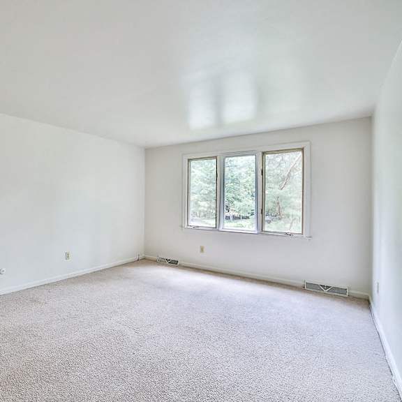 294 little robin road