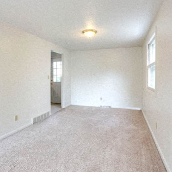 258 sundridge, amherst  - dining room