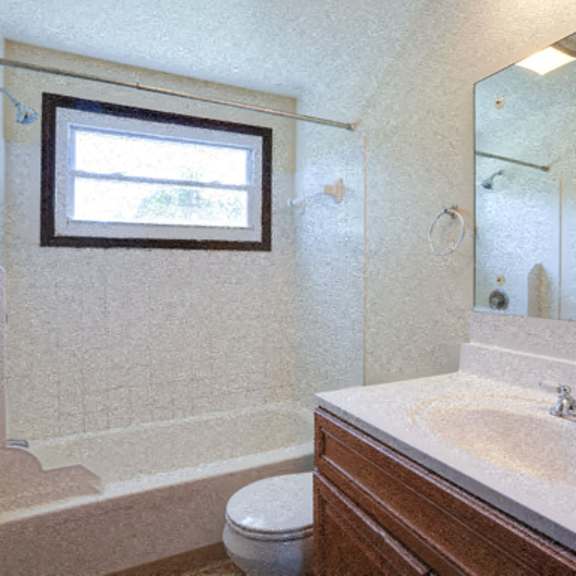 287 sundridge dr amherst - full bath