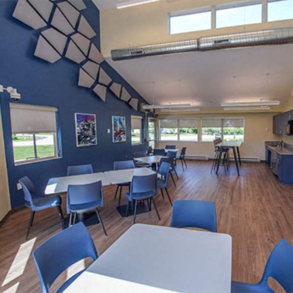 parkside houses – one to four-bedroom, one to one and a half-bath units – amherst, ny – off street parking – ub north – swimming pool – tennis court - cable/internet ready - in-unit laundry