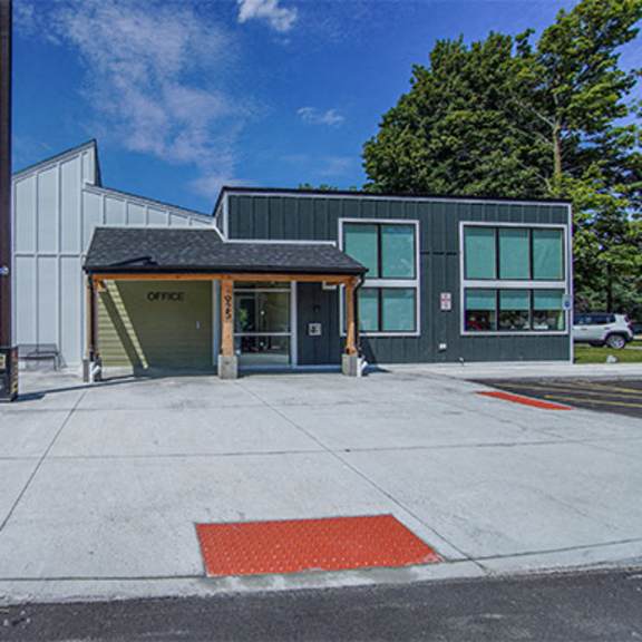 parkside houses – one to four-bedroom, one to one and a half-bath units – amherst, ny – off street parking – ub north – swimming pool – tennis court - cable/internet ready - in-unit laundry