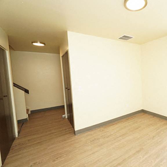 parkside houses – living room – amherst area – appliances included - 24 hour emergency maintenance – carpeting and vinyl plank flooring – storage – ask for a tour -- internet and cable ready - afforda