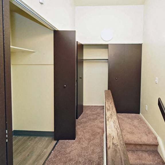 parkside houses - one to four-bedroom, one to one and a half-bath units – amherst, ny – williamsville north school district - closets – appliances included - in-unit laundry - ub north  – cable/intern