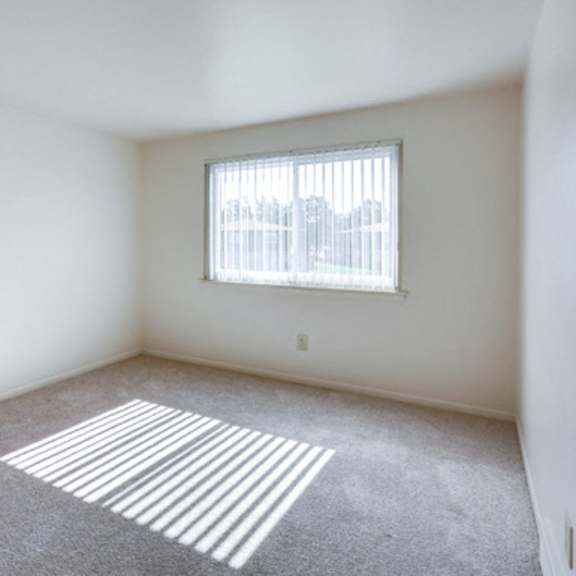 liberty square apartments – one-bedroom, one-full bath unit in amherst new york – closet - ask for a tour - pet friendly