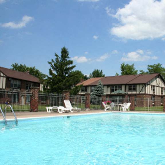 london towne apartments - one-bedroom, one-full bath units – two-bedroom, one and a half bath units – near ub north – sweet home schools – swimming pool – tennis court - pet friendly 