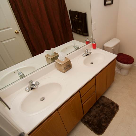 homes at foxfield bathroom