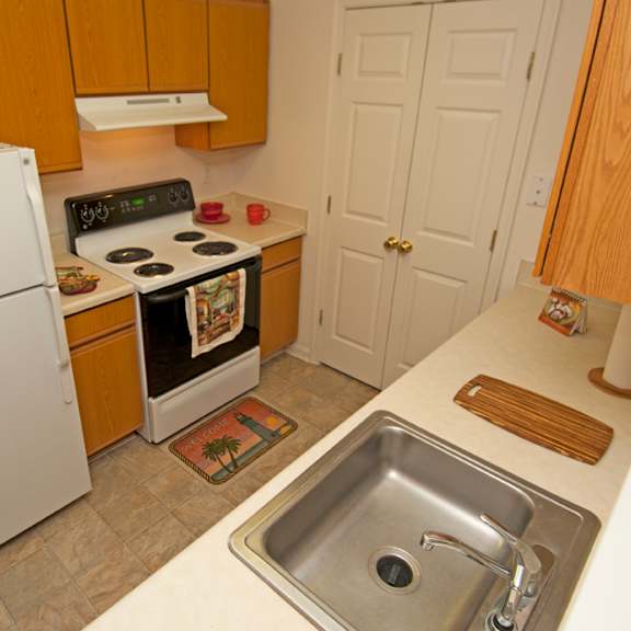 homes at foxfield fully-equipped kitchen