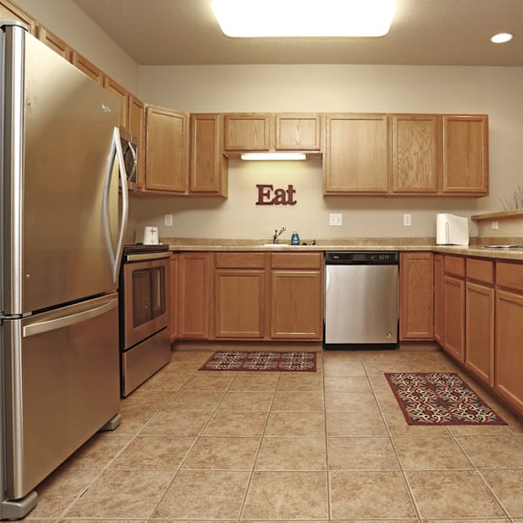 fully furnished kitchen at osgood place apartments, north dakota, 58104