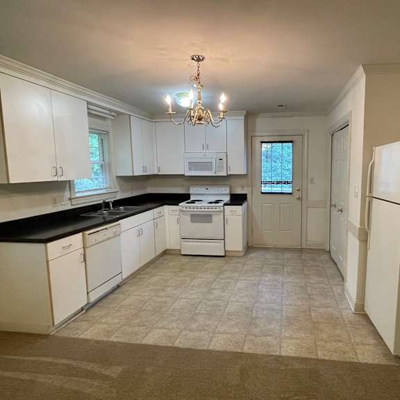 8b 1 bedroom 1 bath