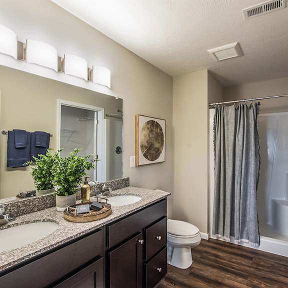 copley ohio  apartment rentals redwood copley  two full bathrooms